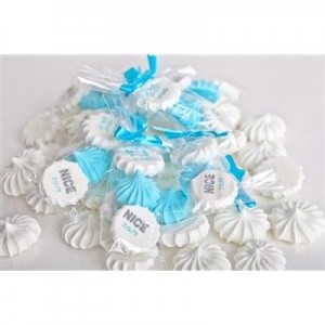 נשיקות ממותגות לוגו-אריזת שלישייה