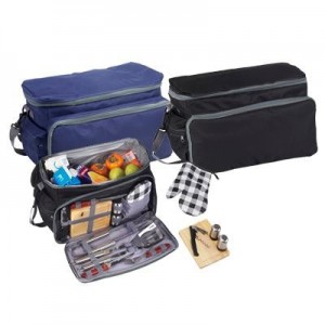 ערכת כלי מנגל משולבת בצידנית