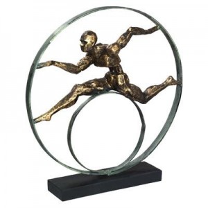 המירוץ לנצחון- פסל אומנותי